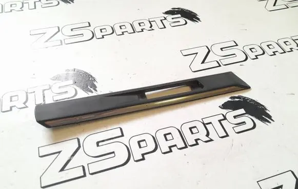 BMW 7 E38 Fender trim (molding) 8165219
