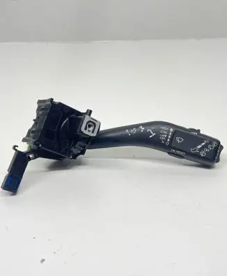 Volkswagen Golf VI Wiper control stalk 1K0953519J