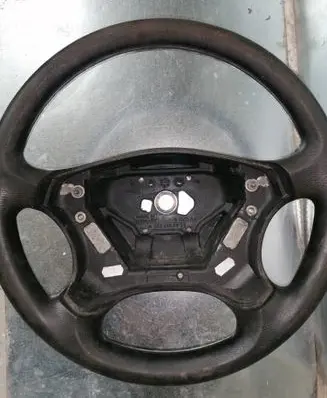 Mercedes-Benz C W203 Steering wheel A2034600803 101020A1