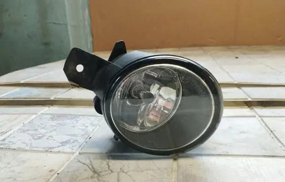 Nissan Almera N16 Front fog light 2615089905