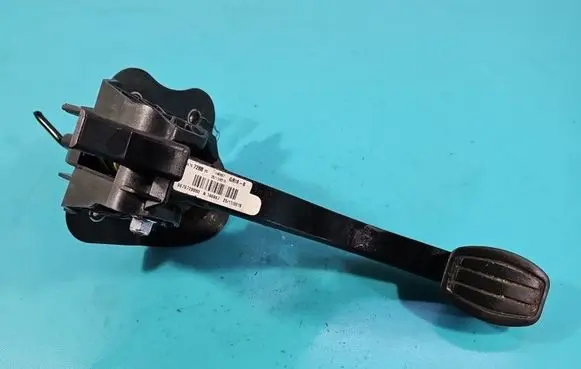 Peugeot 308 Pedal assembly 9676728880 IMPRK1582250