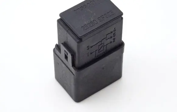 Nissan Primera Other relay 252309F905