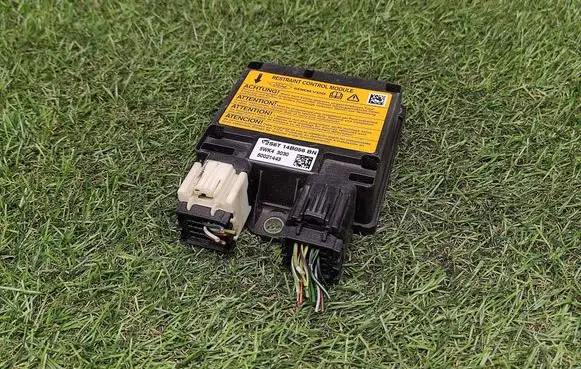 Ford Fiesta Airbag control unit/module 2S6T14B056BN 50021443 5WK43030