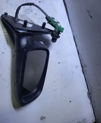 Manual wing mirror