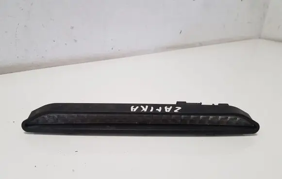 Opel Zafira A Third/center stoplight 009133882