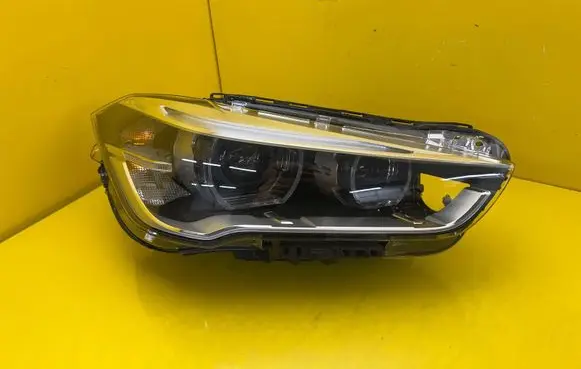 BMW X1 F48 F49 Headlight/headlamp 7472220-02