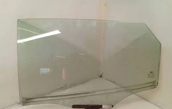 Hyundai ix35 Rear door window glass