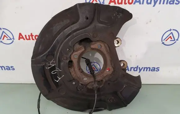 BMW X3 F25 Rear wheel hub spindle/knuckle 6797569 33406797569