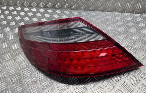 Mercedes-Benz SLK R172 Rear/tail lights A1729063900