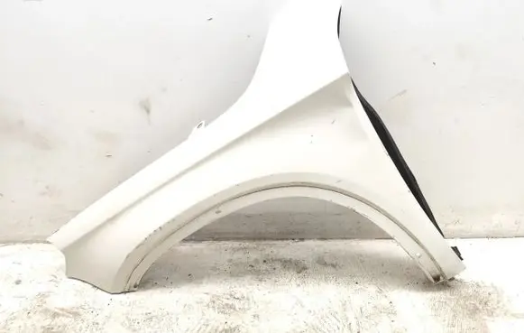 Mercedes-Benz GLA W156 Fender