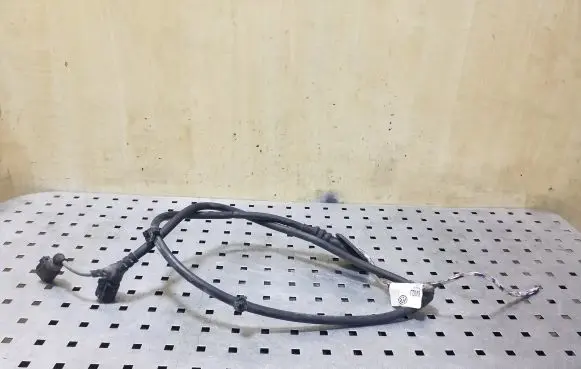 Audi A3 S3 8V Rear ABS sensor wiring 8V0927902J