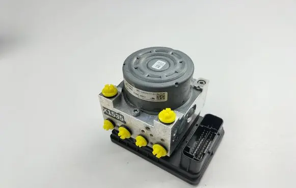 BMW 3 F30 F35 F31 ABS Pump 6868637 10022004504 6868638