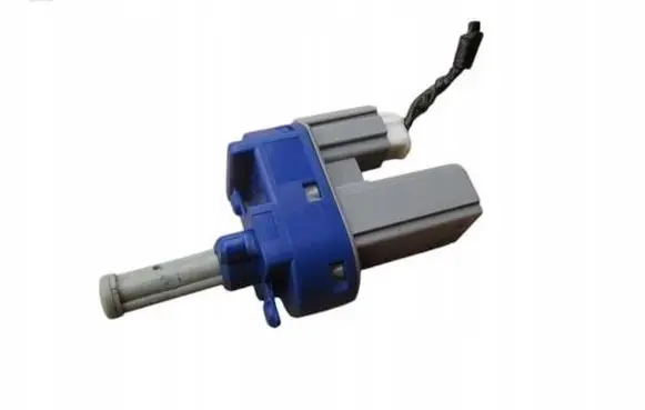 Mazda CX-5 Clutch pedal sensor 