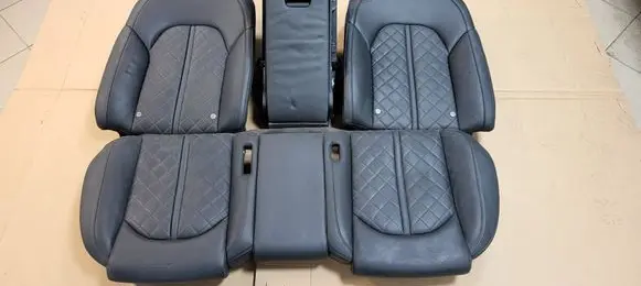 Audi A8 S8 D4 4H Second row seats 