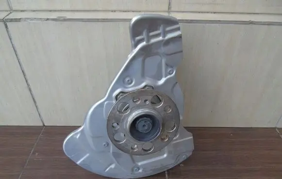 Mercedes-Benz SLS AMG Front wheel hub spindle knuckle AMG197