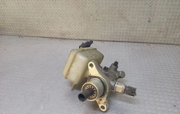 Volkswagen Golf IV Master brake cylinder 1J1611301B