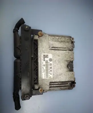Volkswagen PASSAT B6 Engine control unit/module 03G906021LR 0281013260