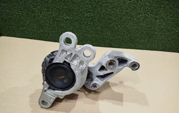 Renault Koleos II Engine mount bracket 112114BA0A