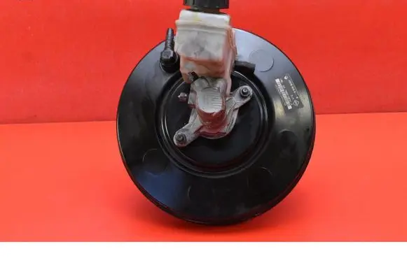 Dacia Duster Brake booster 472107616R