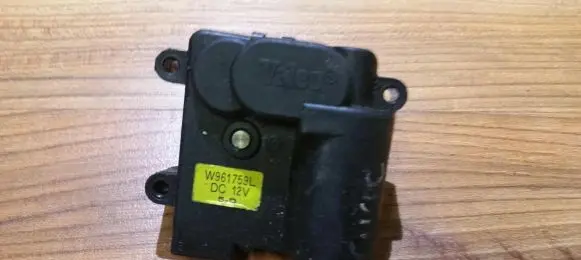 Honda Civic Air flap motor/actuator w961759l 5-d