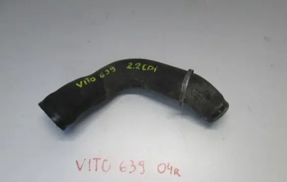 Mercedes-Benz Vito Viano W639 Engine coolant pipe/hose