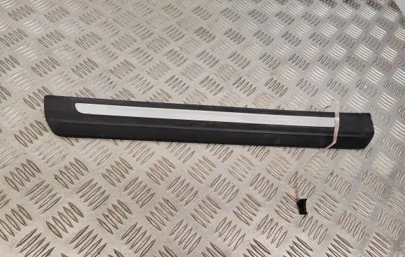 Audi Q7 4M Front sill trim cover 4M0947405A