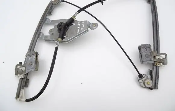 Skoda Octavia Mk1 (1U) Front door manual window regulator 1U0837401