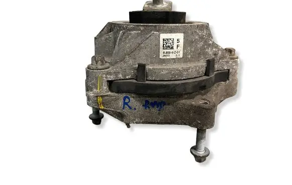 BMW 4 F32 F33 Engine mount bracket 6859412