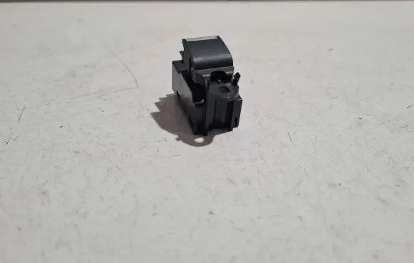Jaguar XF Electric window control switch GX7314717AC