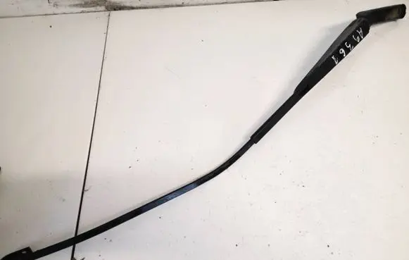 Opel Omega B1 Front wiper blade arm 90457804