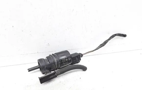 Mercedes-Benz E W212 Headlight washer pump 2218690121