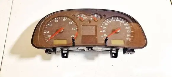 Speedometer (instrument cluster)