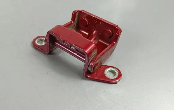 Nissan X-Trail T32 Rear door upper hinge