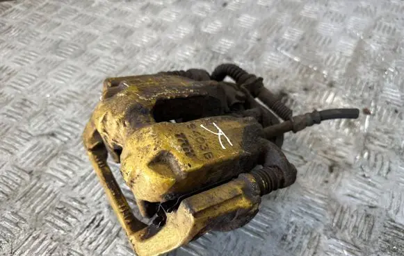 BMW 6 F12 F13 Rear brake caliper 32349660