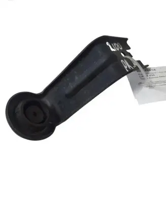 Radiator mount bracket