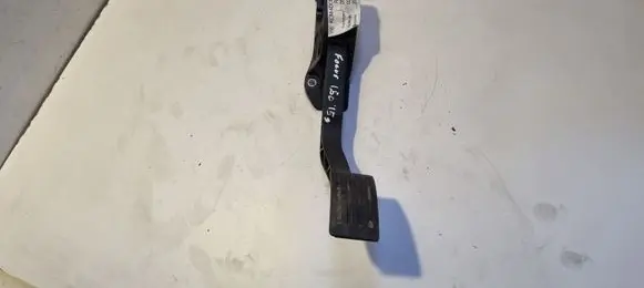 Ford Focus Accelerator throttle pedal EV619F836BA