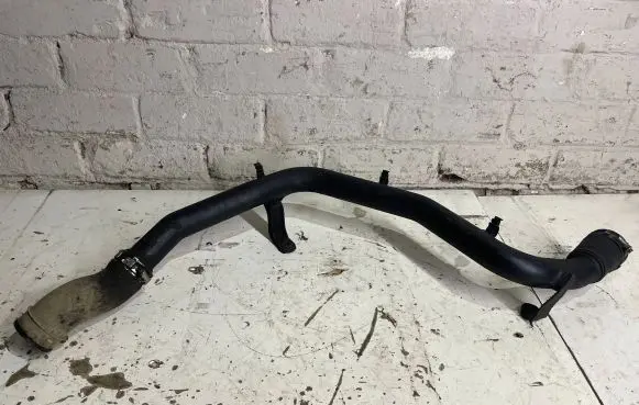 Audi Q7 4L Intercooler hose/pipe 7L6145795S 7L6145209A