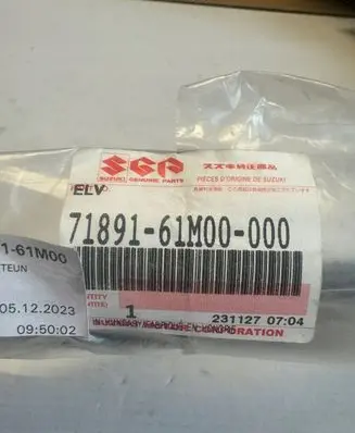 Suzuki SX4 S-Cross Rear bumper mounting bracket 7189161M00000
