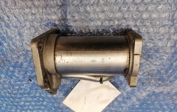 Nissan Note (E11) EGR valve cooler 8200545260