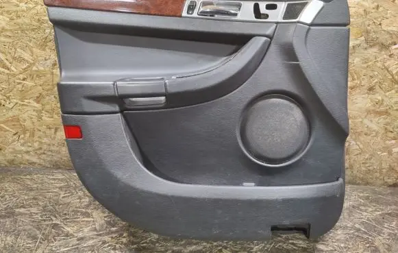 Chrysler Pacifica Front door card panel trim 1AW451DVAB C4277460