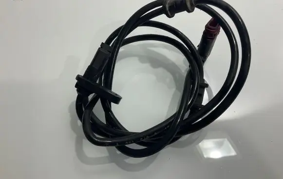 Mercedes-Benz CLS C219 ABS rear brake sensor A2115402417 2115402417