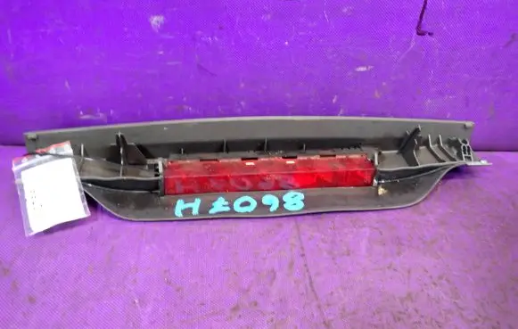 Ford Focus C-MAX Third/center stoplight