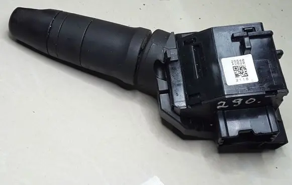 Nissan Primera Indicator stalk 25540AV620