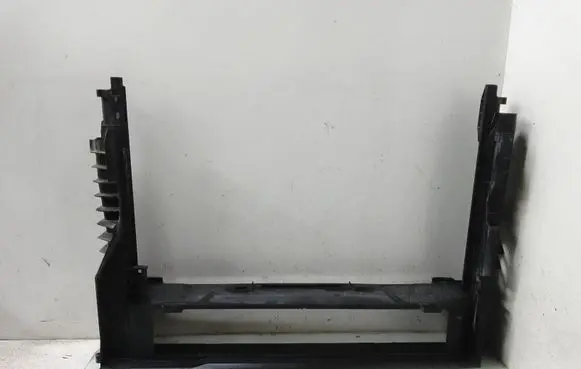 BMW 5 E60 E61 Radiator support slam panel bracket 