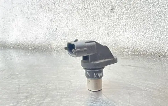 Opel Astra H Camshaft position sensor 002406
