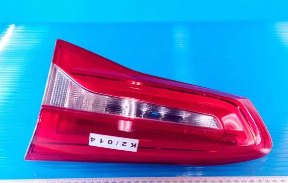 Ford Focus Tailgate rear/tail lights JX7B13A602E