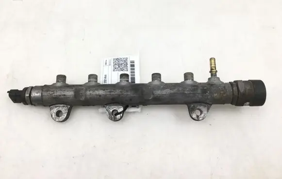 Opel Vivaro Fuel main line pipe 8200962035