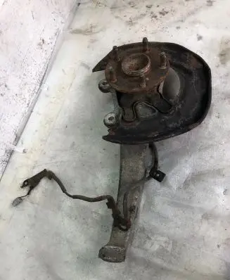 Lexus IS 220D-250-350 Front wheel hub W0034051108