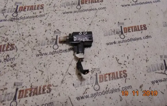 Clutch pedal sensor