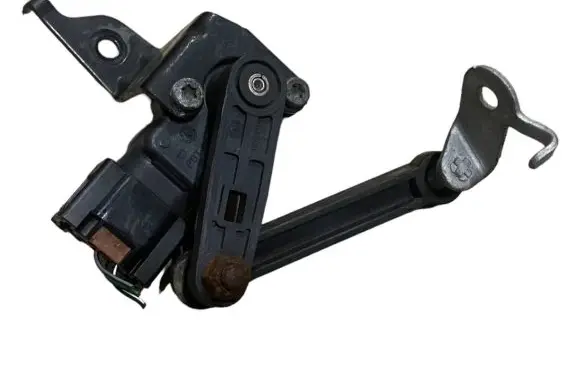 BMW X2 F39 Headlight/headlamp level sensor 6870200 37146870200
